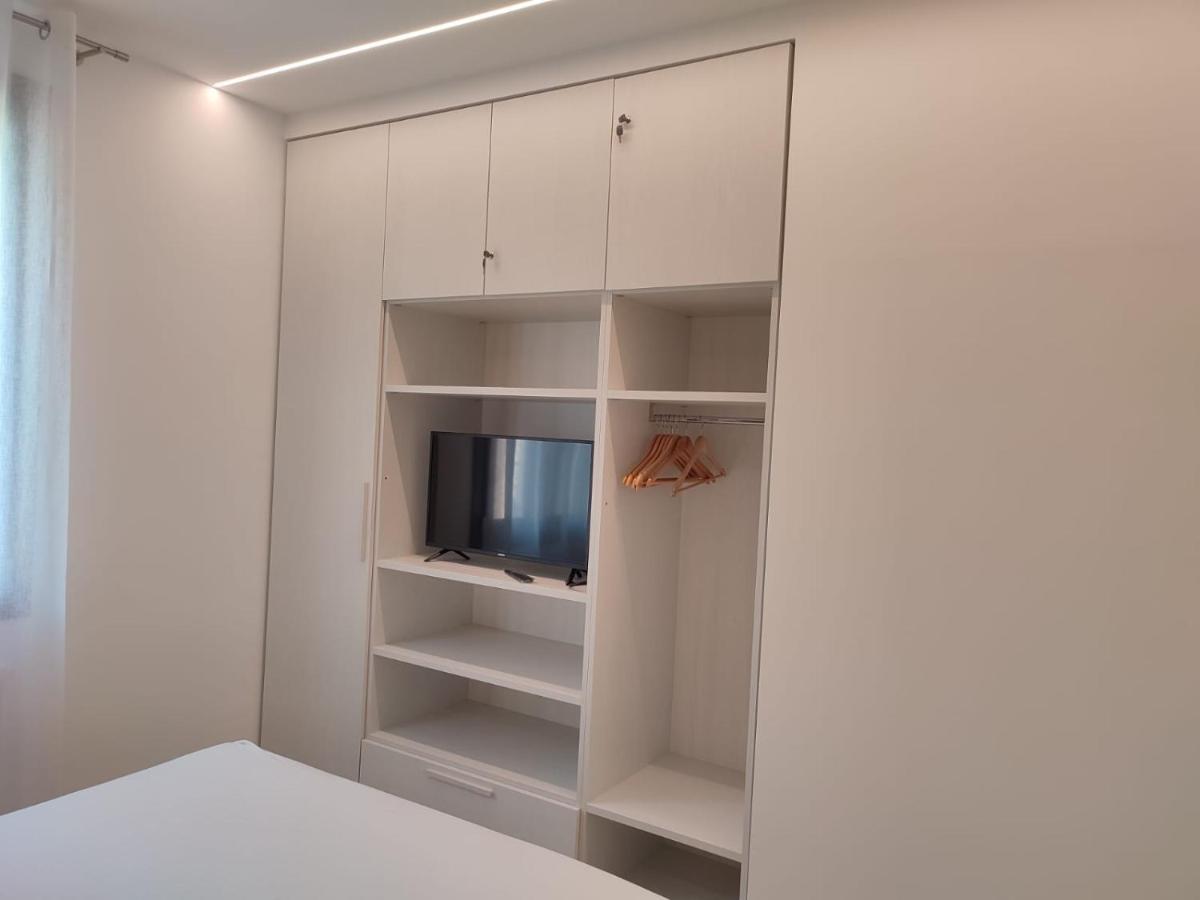 Al Ponte Design Apartment Конельяно Экстерьер фото