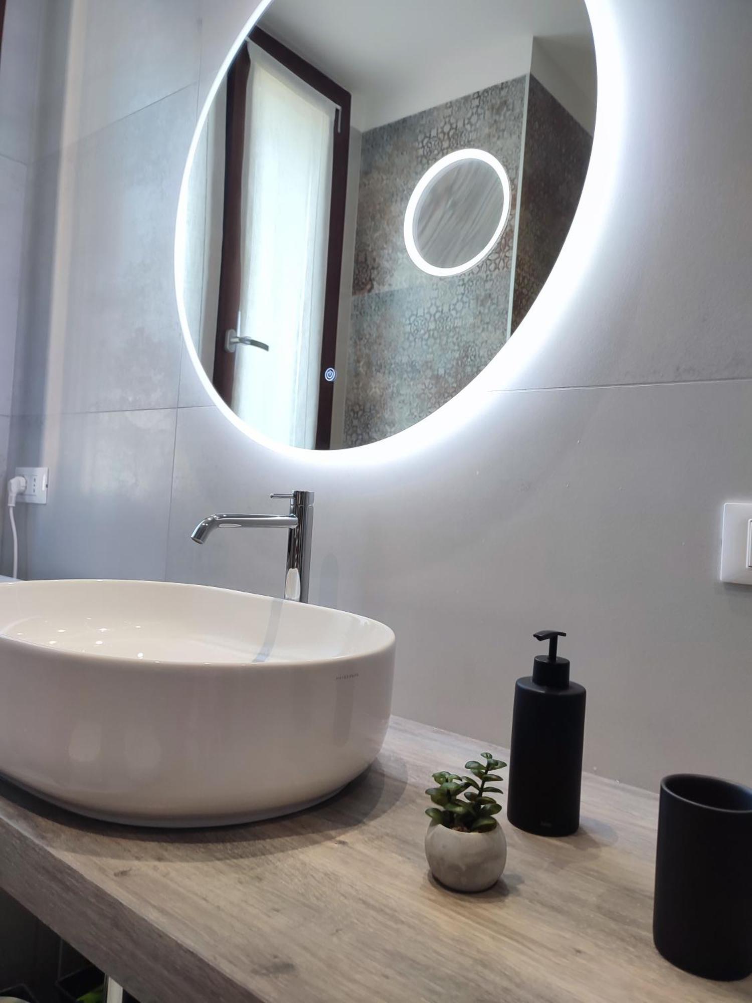 Al Ponte Design Apartment Конельяно Экстерьер фото